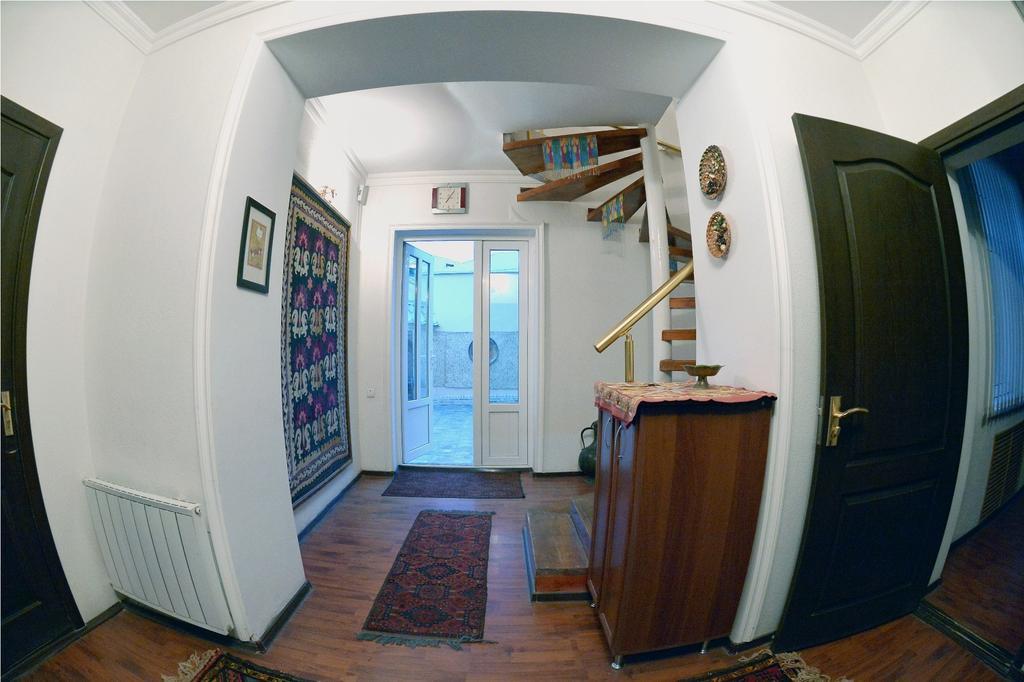Minzifa Inn بخارى المظهر الخارجي الصورة