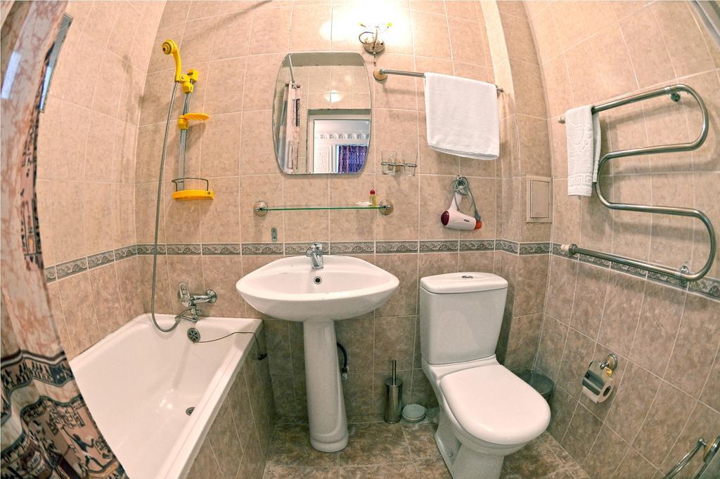 Minzifa Inn بخارى الغرفة الصورة