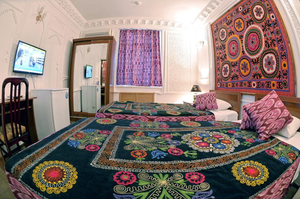 Minzifa Inn بخارى الغرفة الصورة